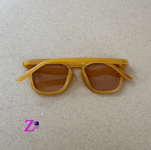 عینک آفتابی زنانه و مردانه زرد رنگ uv 400 کد 09
